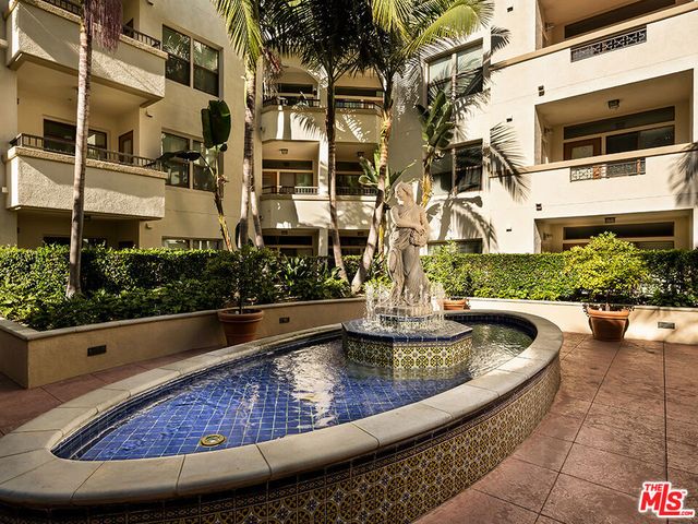 1040 E Glendon Avenue 4152, Los Angeles, CA 90024