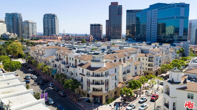 1040 E Glendon Avenue 4152, Los Angeles, CA 90024