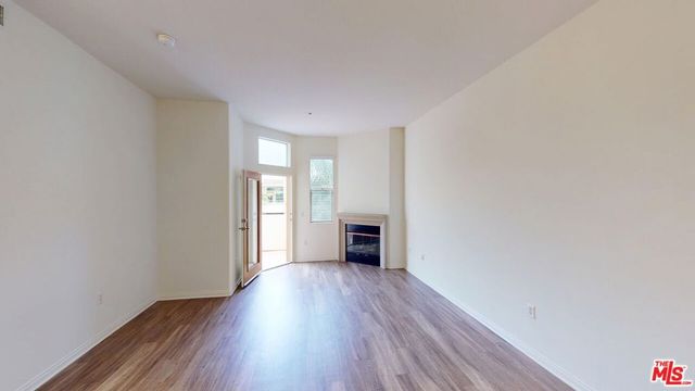 1040 E Glendon Avenue 4152, Los Angeles, CA 90024