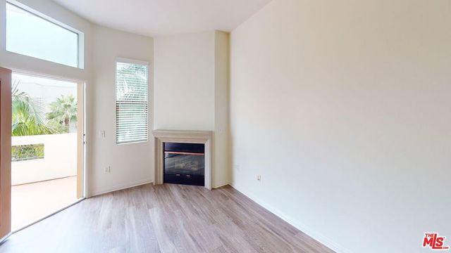 1040 E Glendon Avenue 4152, Los Angeles, CA 90024