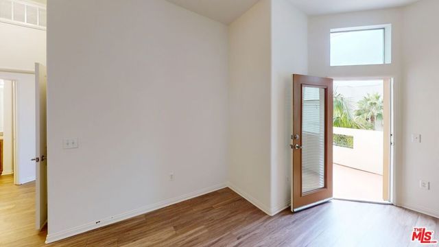 1040 E Glendon Avenue 4152, Los Angeles, CA 90024