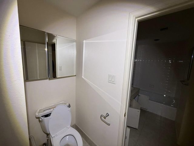 9333 Memorial Drive 412, Houston, TX 77024