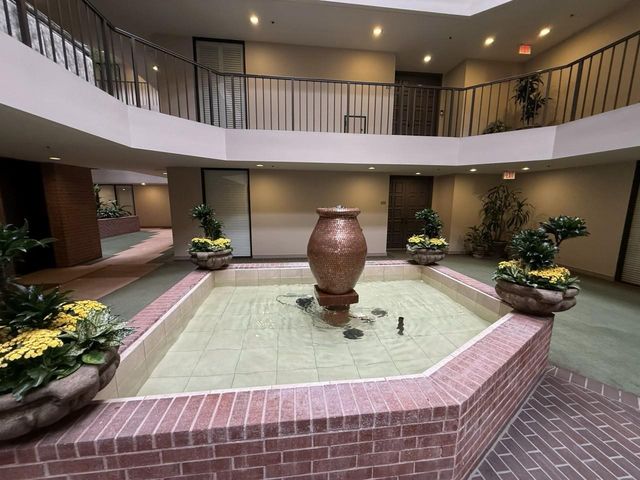 9333 Memorial Drive 412, Houston, TX 77024