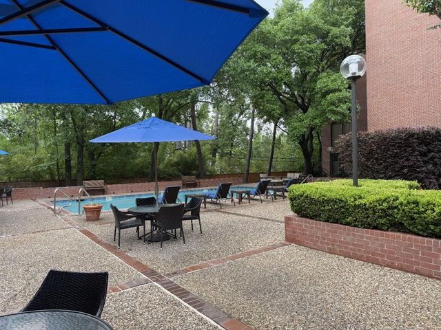 9333 Memorial Drive 412, Houston, TX 77024