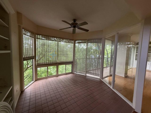 9333 Memorial Drive 412, Houston, TX 77024