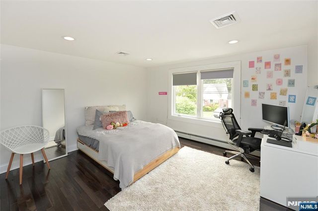 40-05 Brookside Avenue, Fair Lawn, NJ 07410