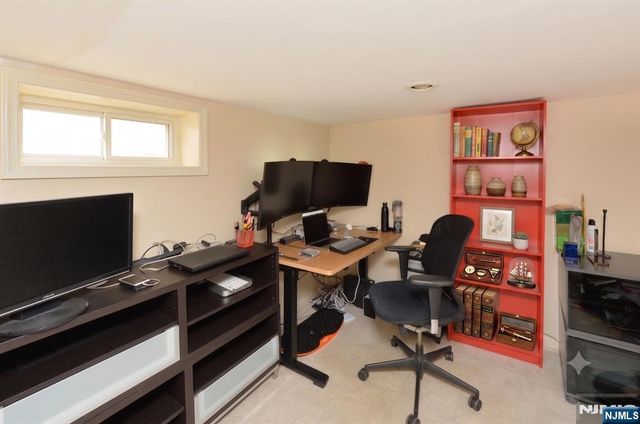 40-05 Brookside Avenue, Fair Lawn, NJ 07410