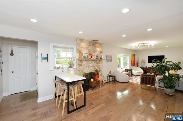 40-05 Brookside Avenue, Fair Lawn, NJ 07410
