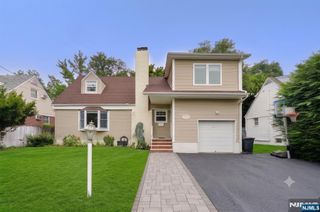 40-05 Brookside Avenue, Fair Lawn, NJ 07410