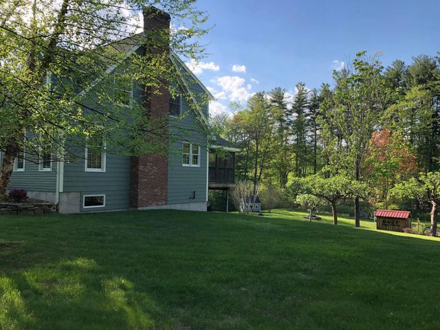 12 Wyndridge Circle, Pelham, NH 03076