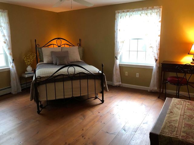 12 Wyndridge Circle, Pelham, NH 03076