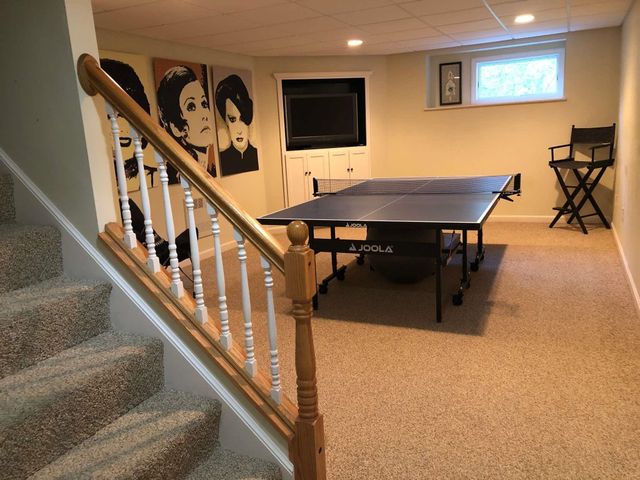 12 Wyndridge Circle, Pelham, NH 03076