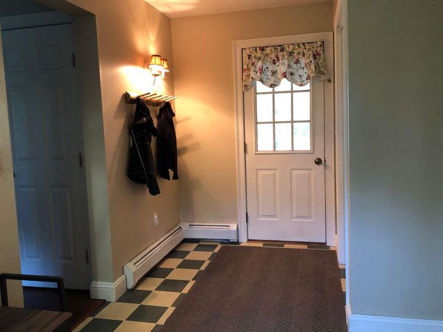 12 Wyndridge Circle, Pelham, NH 03076