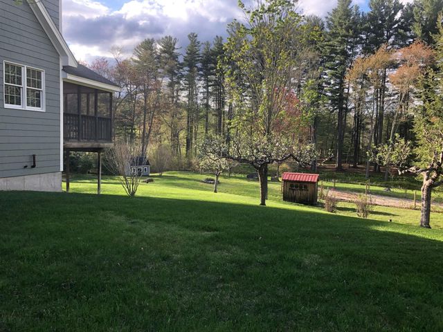 12 Wyndridge Circle, Pelham, NH 03076