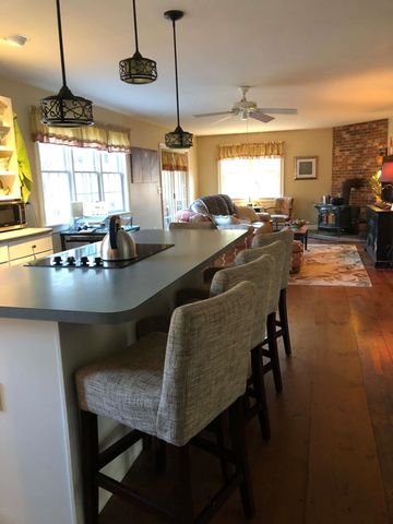 12 Wyndridge Circle, Pelham, NH 03076