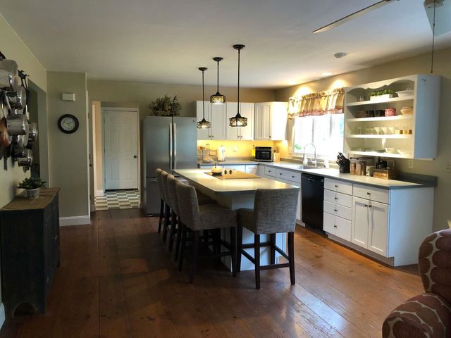 12 Wyndridge Circle, Pelham, NH 03076