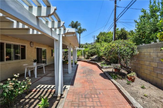 1741 BRANCH OAK Drive, Glendora, CA 91741