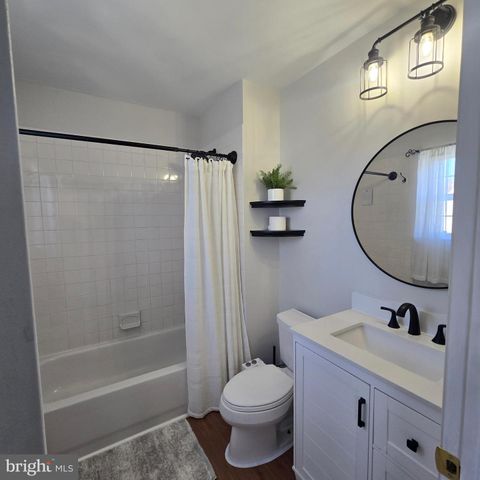 3400 CARRIAGE CT, North Wales, PA 19454