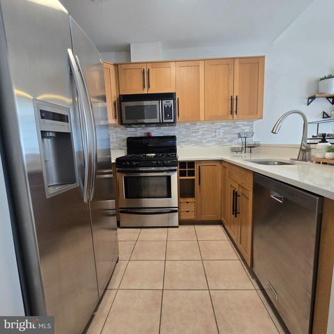 3400 CARRIAGE CT, North Wales, PA 19454