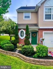 3400 CARRIAGE CT, North Wales, PA 19454
