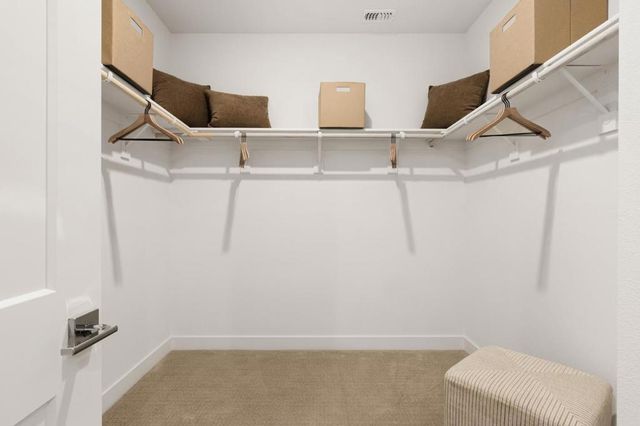 1303 Besra Terrace 6, Sunnyvale, CA 94087