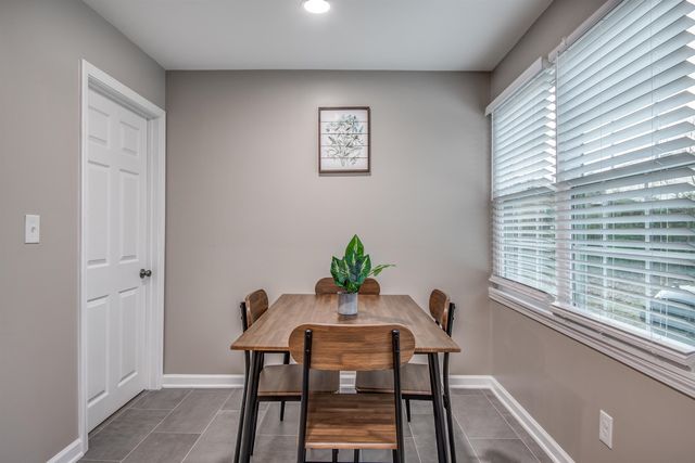 1277 WELLSVILLE RD, Memphis, TN 38117