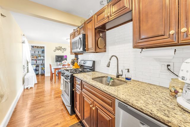 71 Neponset Ave 1, Boston, MA 02136