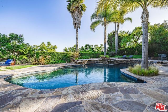 26743 Via Linda Street, Malibu, CA 90265