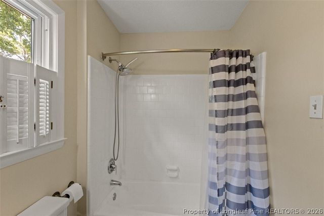5800 Valhalla Court, Fayetteville, NC 28304