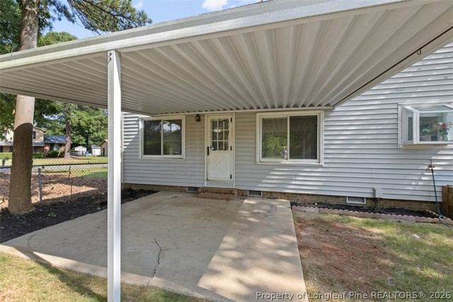 5800 Valhalla Court, Fayetteville, NC 28304