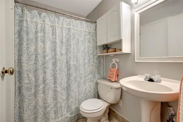 1400 GANDY BOULEVARD N 1504, St Petersburg, FL 33702