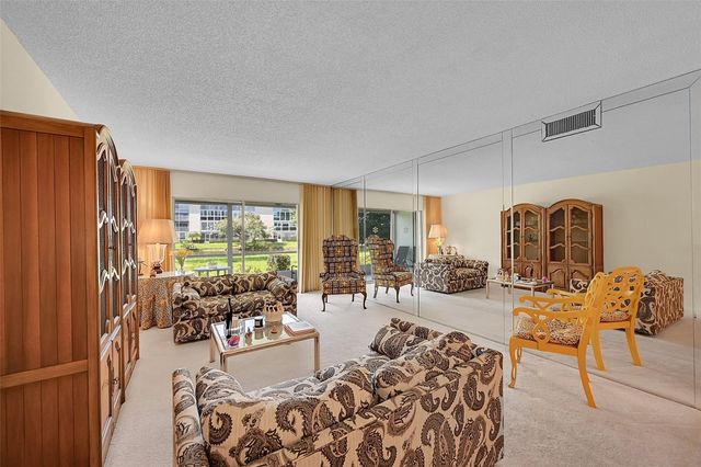 3101 Portofino Point D1, Coconut Creek, FL 33066