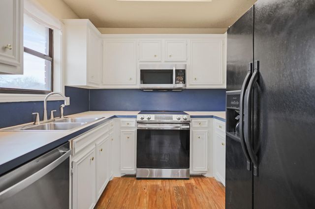 2214 94th Street, Lubbock, TX 79423