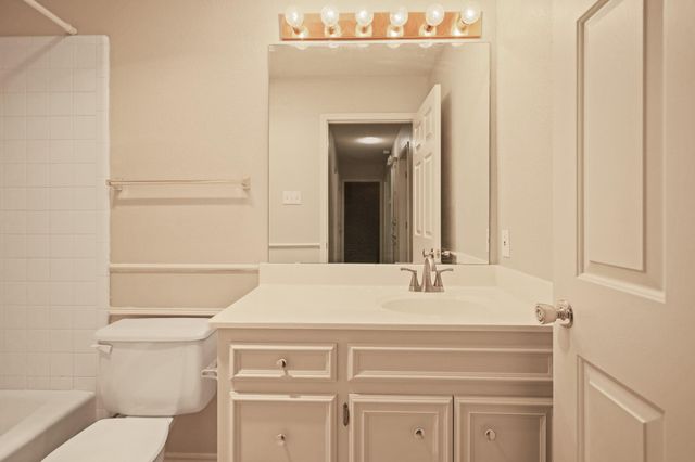 2214 94th Street, Lubbock, TX 79423