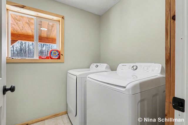 19550 Washington Road, Aetna Twp, MI 49336