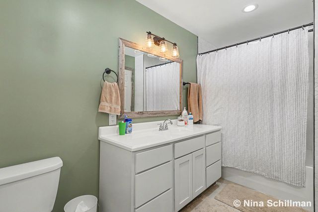 19550 Washington Road, Aetna Twp, MI 49336