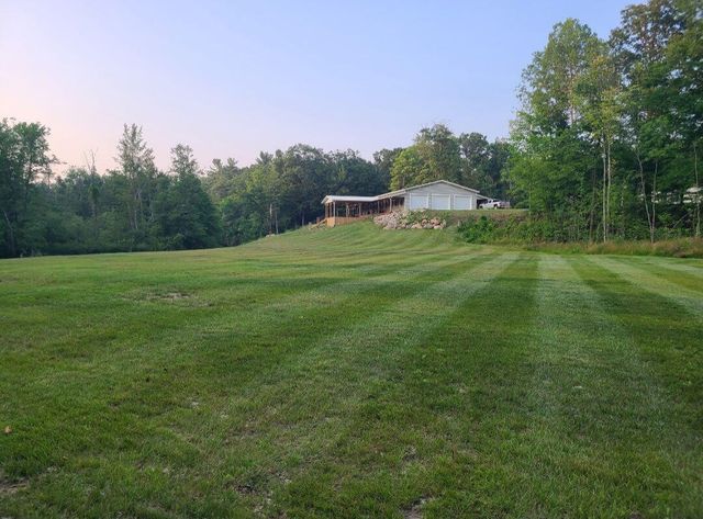 19550 Washington Road, Aetna Twp, MI 49336