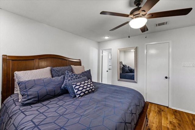 205 W Vaughn Lane, Deer Park, TX 77536