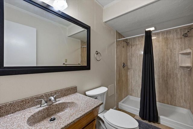 205 W Vaughn Lane, Deer Park, TX 77536