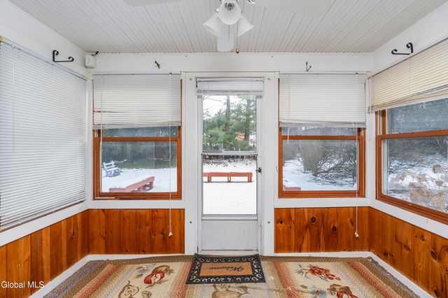 7 Clarendon Road, Albany, NY 12203