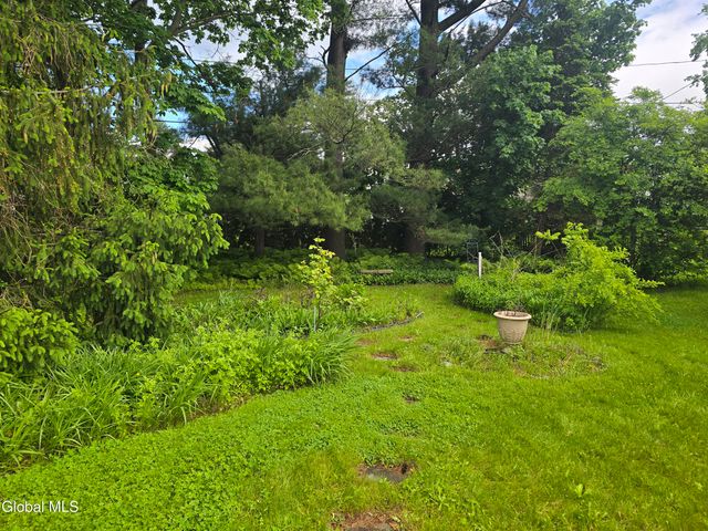 7 Clarendon Road, Albany, NY 12203