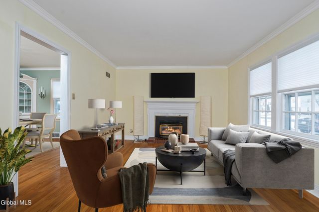 7 Clarendon Road, Albany, NY 12203