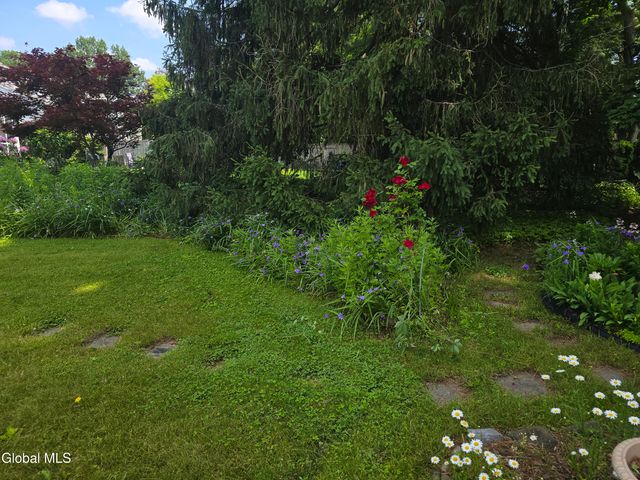 7 Clarendon Road, Albany, NY 12203