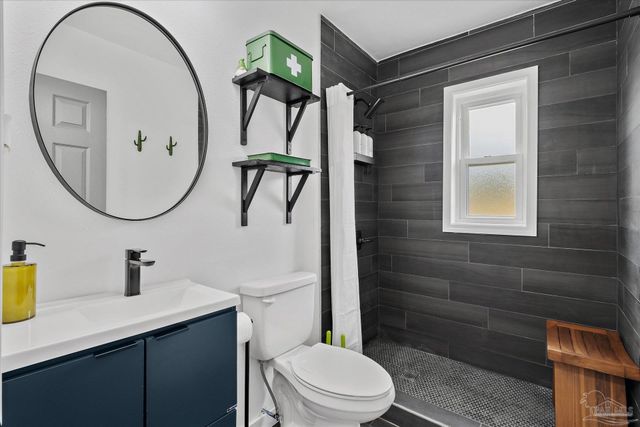 204 Fairfax Dr, Pensacola, FL 32503