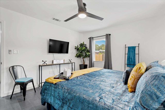 204 Fairfax Dr, Pensacola, FL 32503