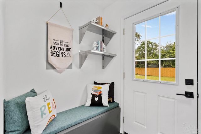 204 Fairfax Dr, Pensacola, FL 32503