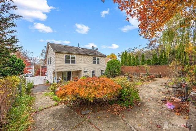 74 WILDWOOD Avenue, Edison, NJ 08837