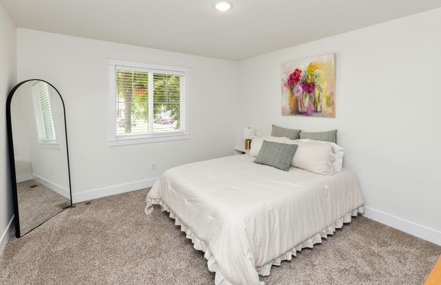 2811 Payne Road, Des Moines, IA 50310