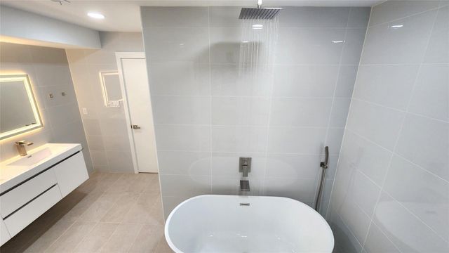 6658 Radley Drive, Spring, TX 77379