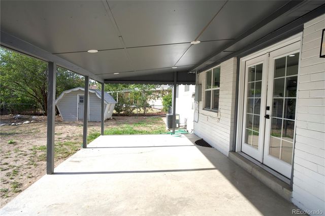 647 S Jasmine Way, Denver, CO 80224